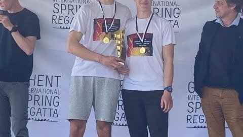 Timo Krings dominiert den Junior B-Einer auf der Gent International ...