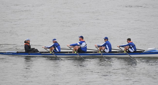 RTHc Mannschaft beim Rheinmarathon in der offenen Klasse